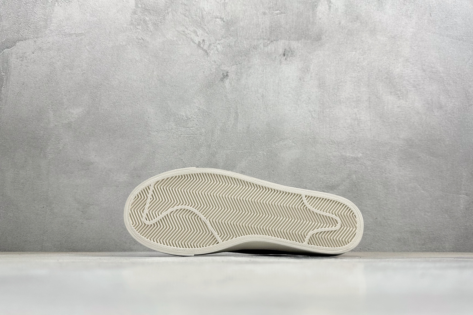 PG版Nike Blazer low 77 JUMBO 马年限定开括者大勾低帮休闲板鞋 DN2158-103-莆田鞋,莆田鞋货源,高仿鞋,高仿鞋货源,安福档口,莆田高仿鞋,莆田鞋批发,高仿鞋批发,莆田高仿运动鞋,高仿运动鞋,莆田运动鞋 PG版Nike Blazer low 77 JUMBO 马年限定开括者大勾低帮休闲板鞋 DN2158-103