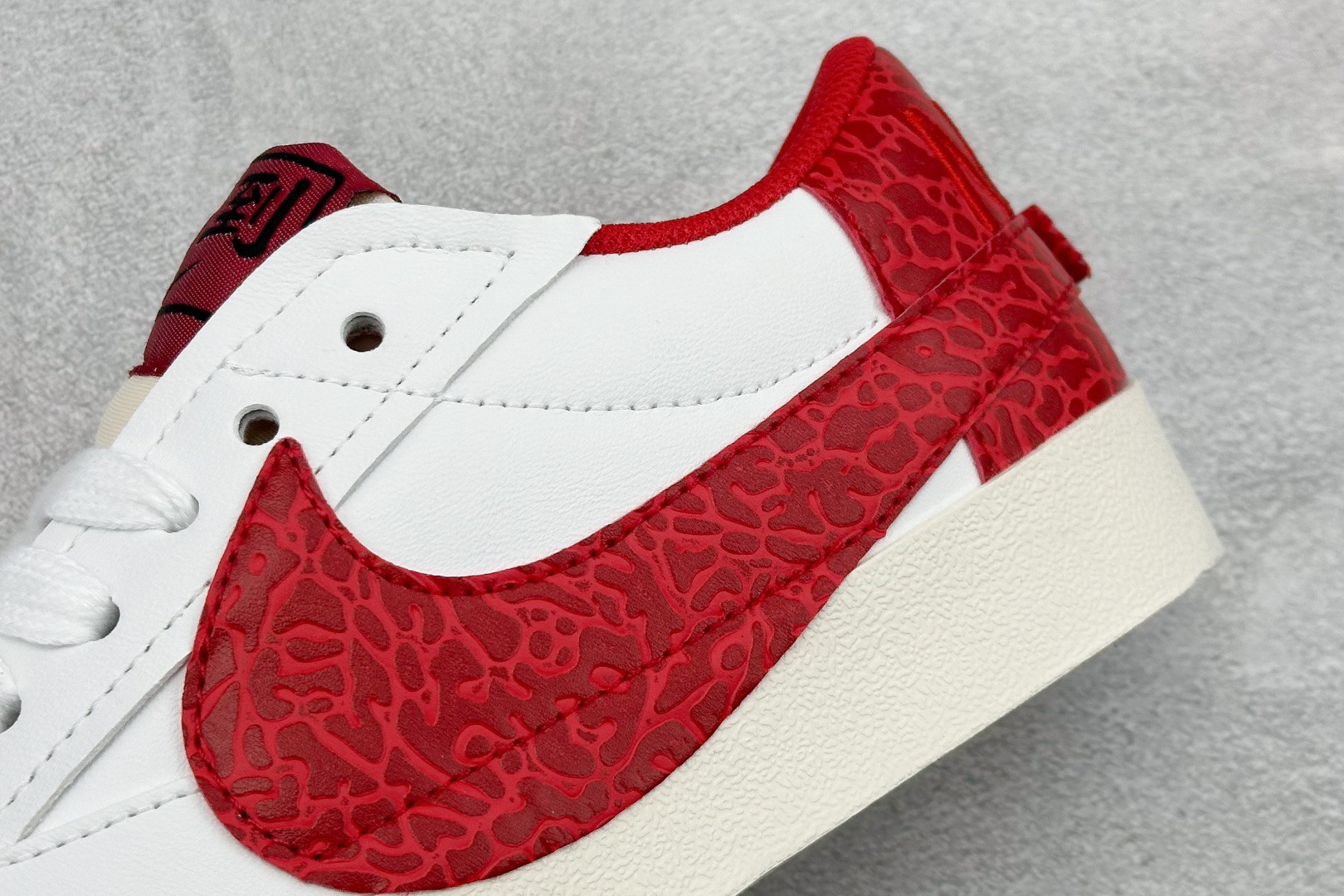 PG版Nike Blazer low 77 JUMBO 马年限定开括者大勾低帮休闲板鞋 DN2158-103-莆田鞋,莆田鞋货源,高仿鞋,高仿鞋货源,安福档口,莆田高仿鞋,莆田鞋批发,高仿鞋批发,莆田高仿运动鞋,高仿运动鞋,莆田运动鞋 PG版Nike Blazer low 77 JUMBO 马年限定开括者大勾低帮休闲板鞋 DN2158-103