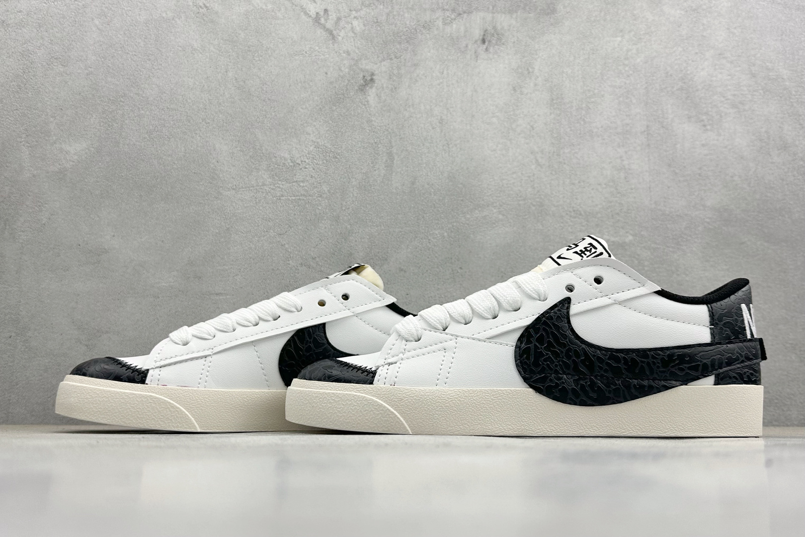 PG版Nike Blazer low 77 JUMBO 马年限定开括者大勾低帮休闲板鞋 DN2158-102