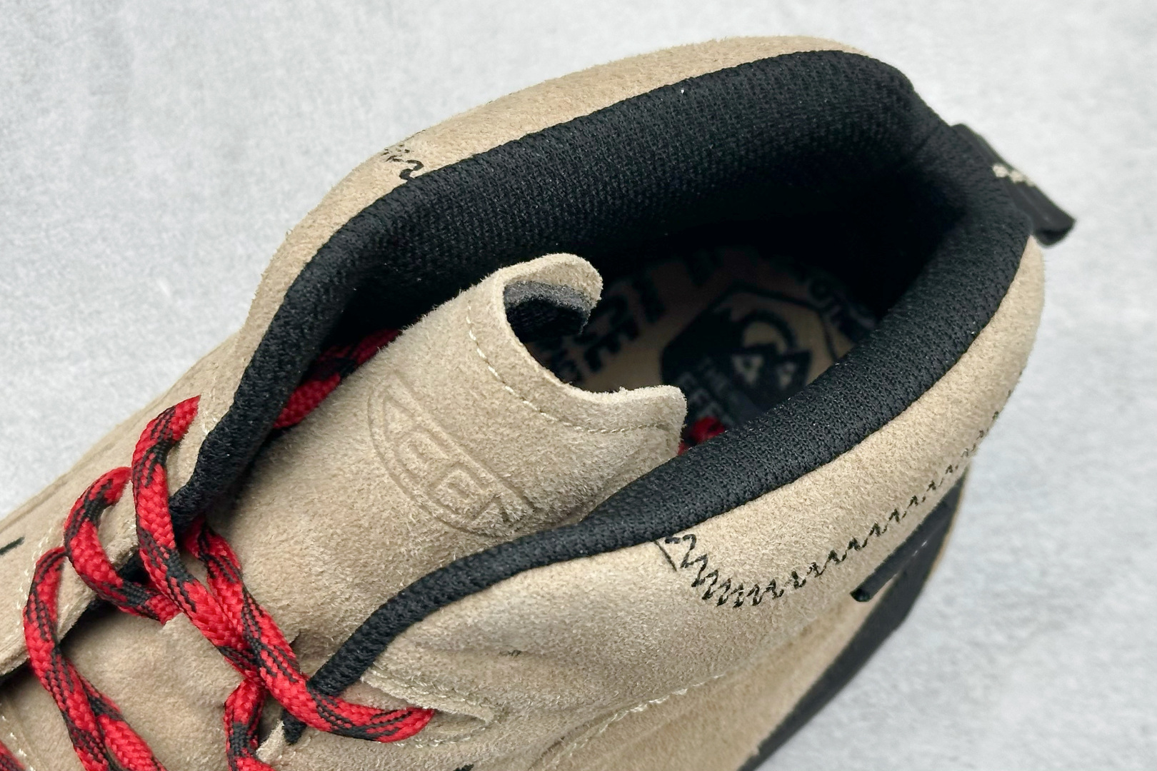 200 Keen 科恩Jasper Rocks SP 贾斯珀都市系列复古低帮系带户外风露营徒步登山运动训练鞋