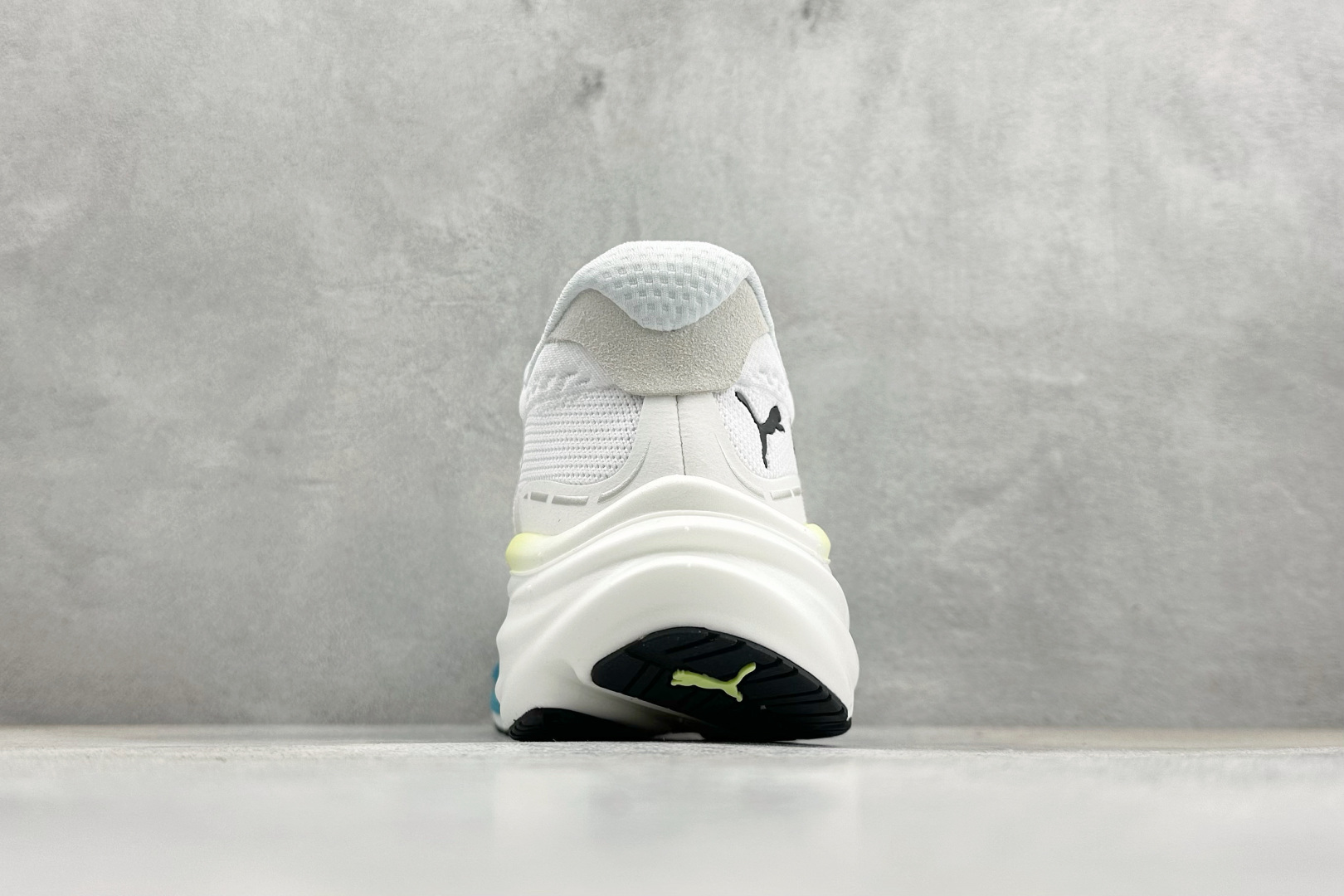 270 PUMA彪马Magnify Nitro 3 舒适百搭经典低帮跑步鞋 311046-04