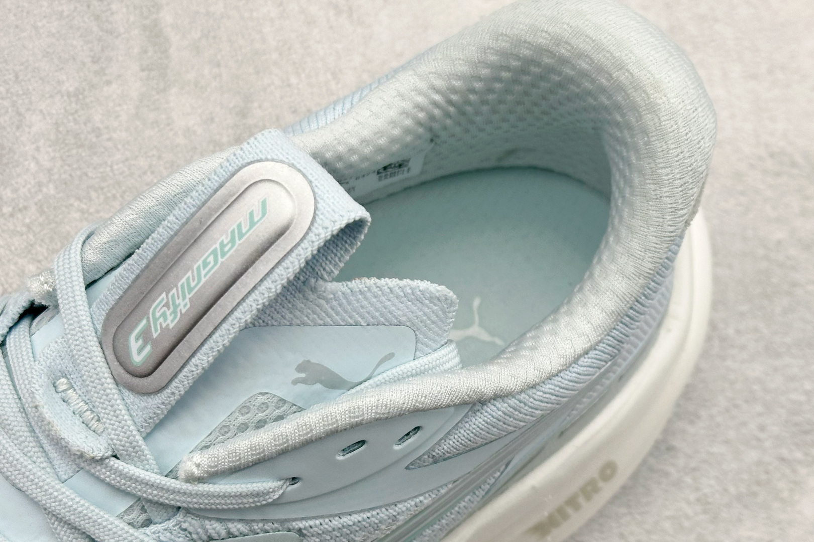 270 PUMA彪马Magnify Nitro 3 舒适百搭经典低帮跑步鞋 311047-04