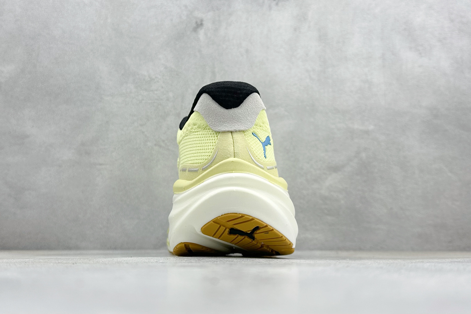 270 PUMA彪马Magnify Nitro 3 舒适百搭经典低帮跑步鞋 311046-05