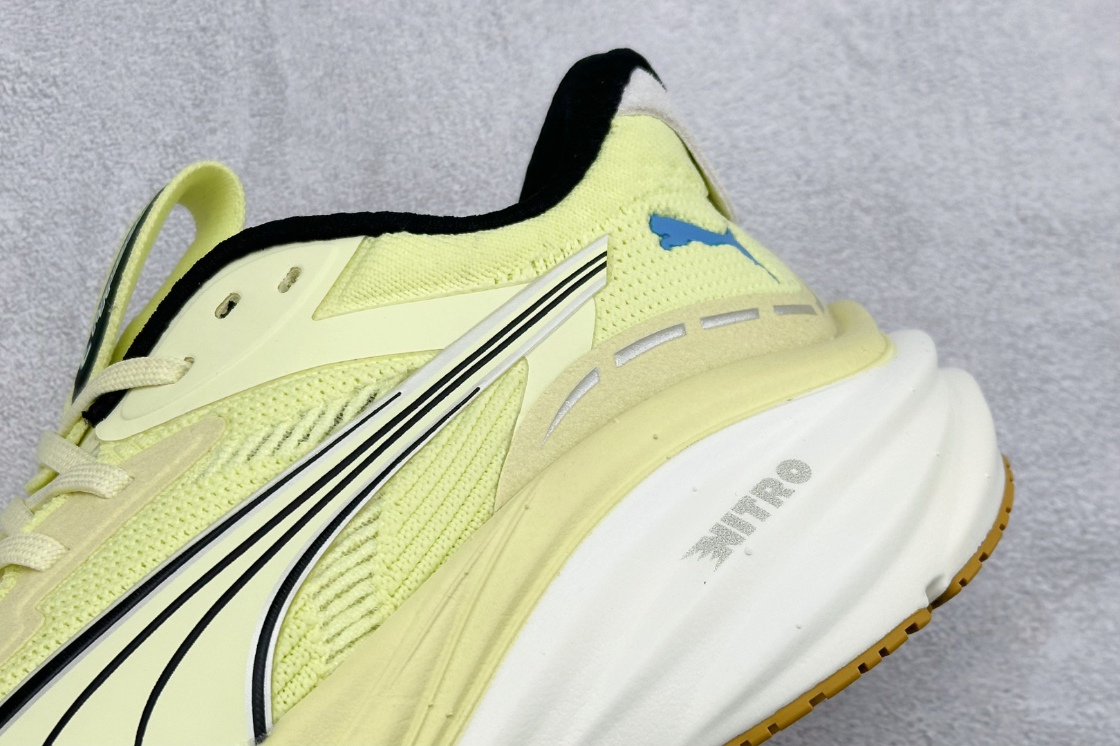 270 PUMA彪马Magnify Nitro 3 舒适百搭经典低帮跑步鞋 311046-05