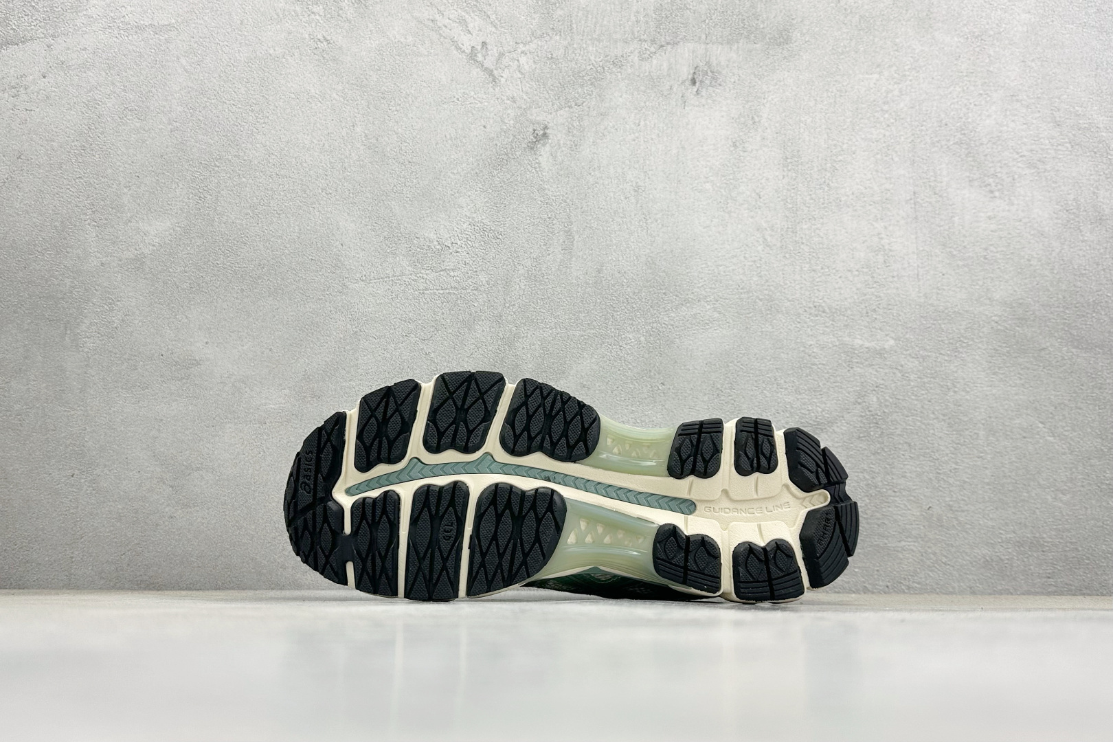 CH版Asics Gel-Kayano 12.1 亚瑟士 运动休闲透气专业跑鞋 1203A675-100