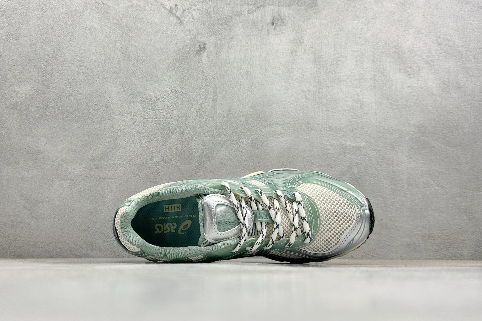 CH版Asics Gel-Kayano 12.1 亚瑟士 运动休闲透气专业跑鞋 1203A675-100