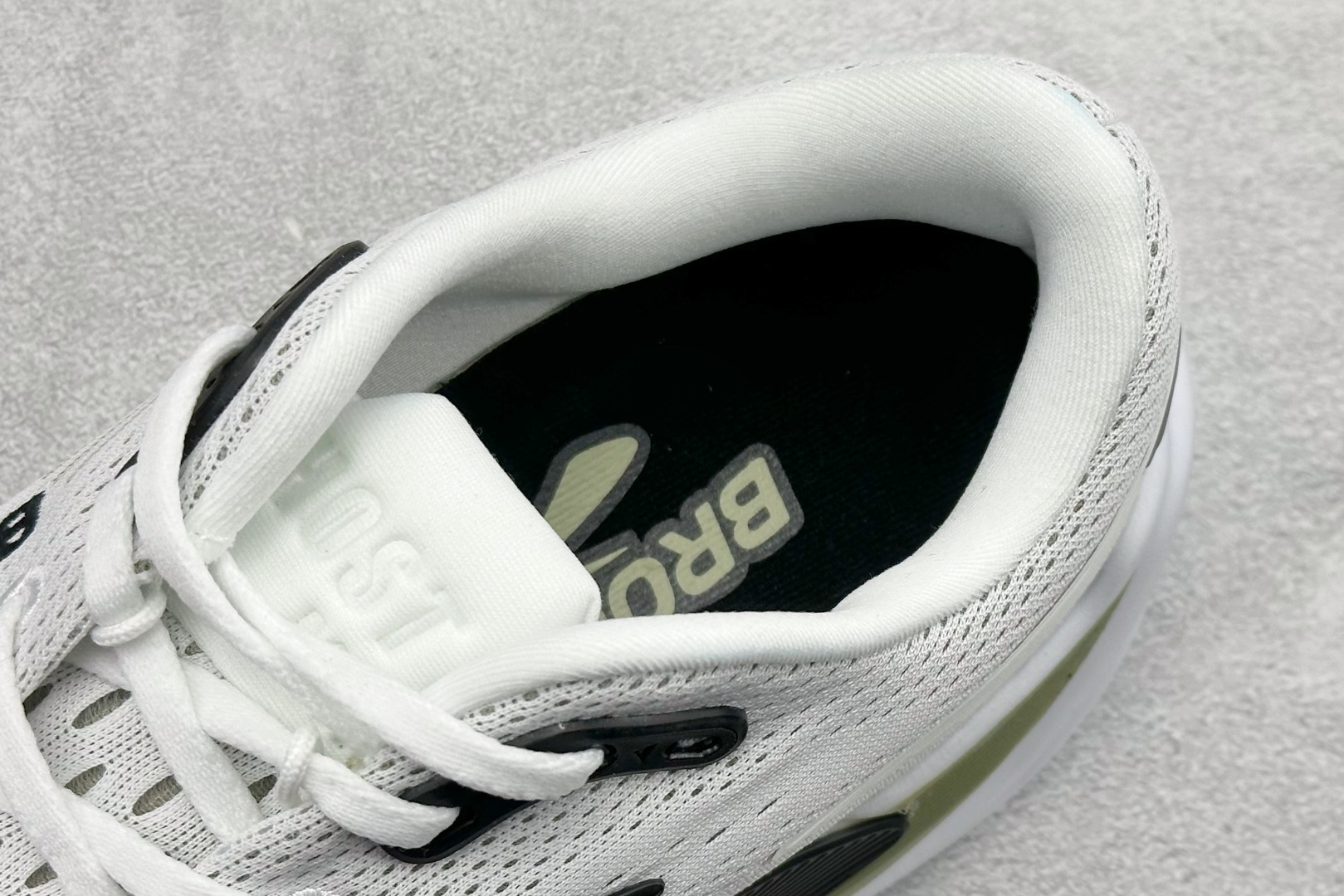 Z版Brooks布鲁克斯 GhoMax 3 网面耐磨透气休闲跑步鞋 110464-1D-162