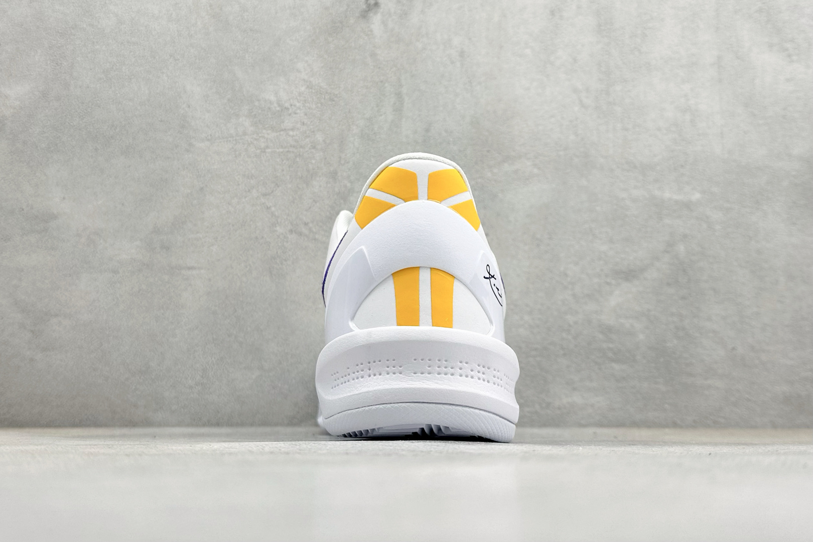 CK版Nike Zoom Kobe Ⅷ System 科比8代低帮实战篮球鞋 HF9550-100