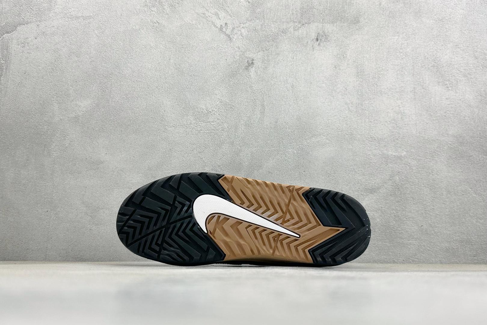 Nike Jam Train 耐克舒适时尚防滑耐磨低帮生活休闲鞋 FN0314-002