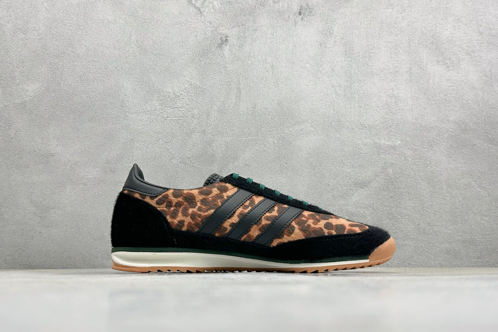 ML版AD Originals SL 72 RS 休闲防滑耐磨低帮板鞋 JI0187