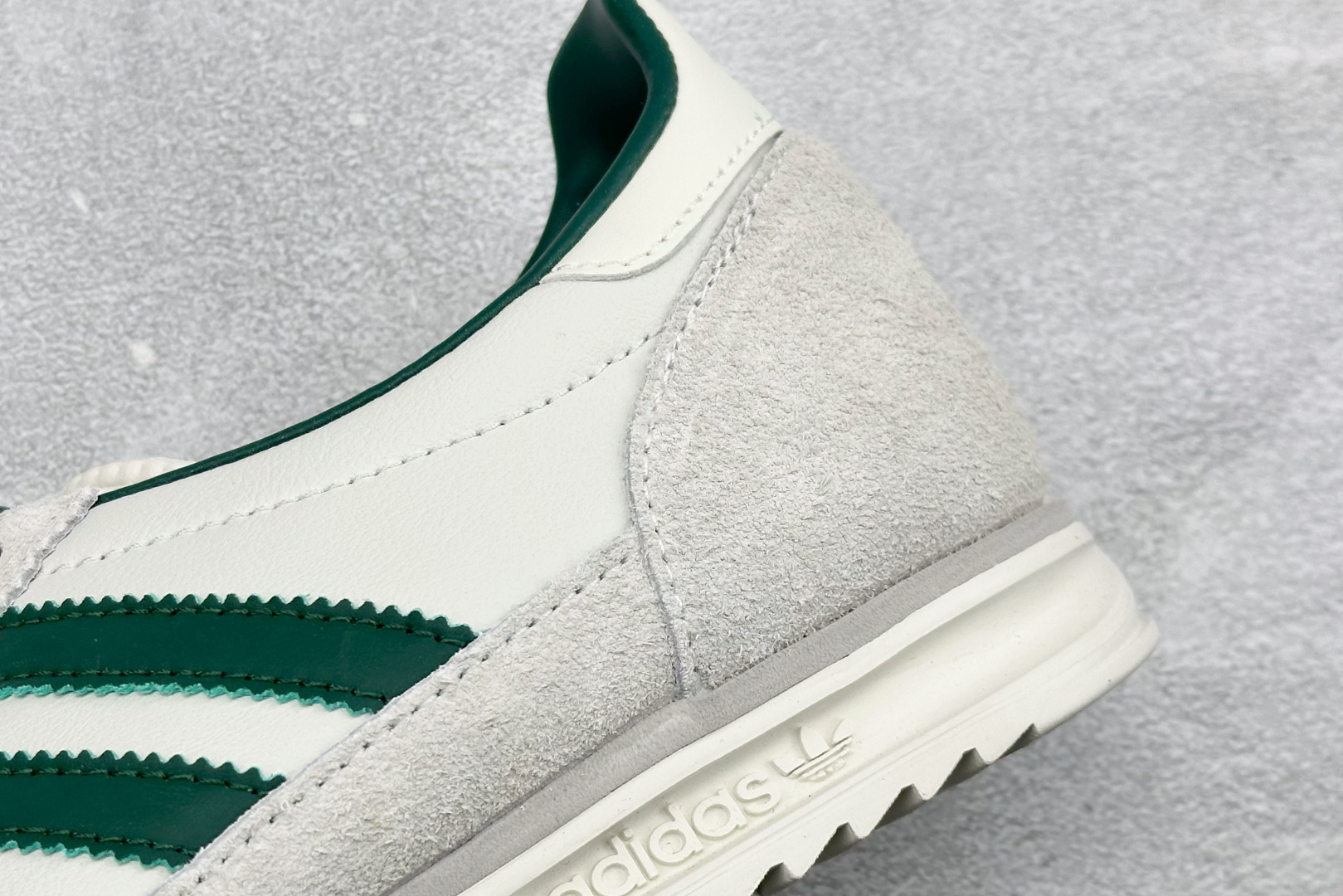 ML版AD Originals SL 72 RS 休闲防滑耐磨低帮板鞋 IF1940