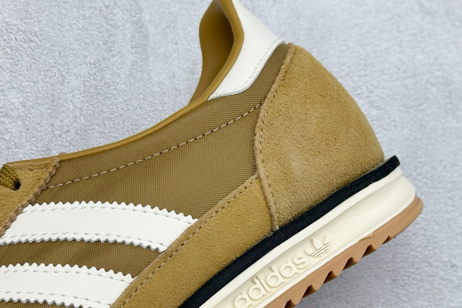 ML版AD Originals SL 72 RS 休闲防滑耐磨低帮板鞋 JH8656