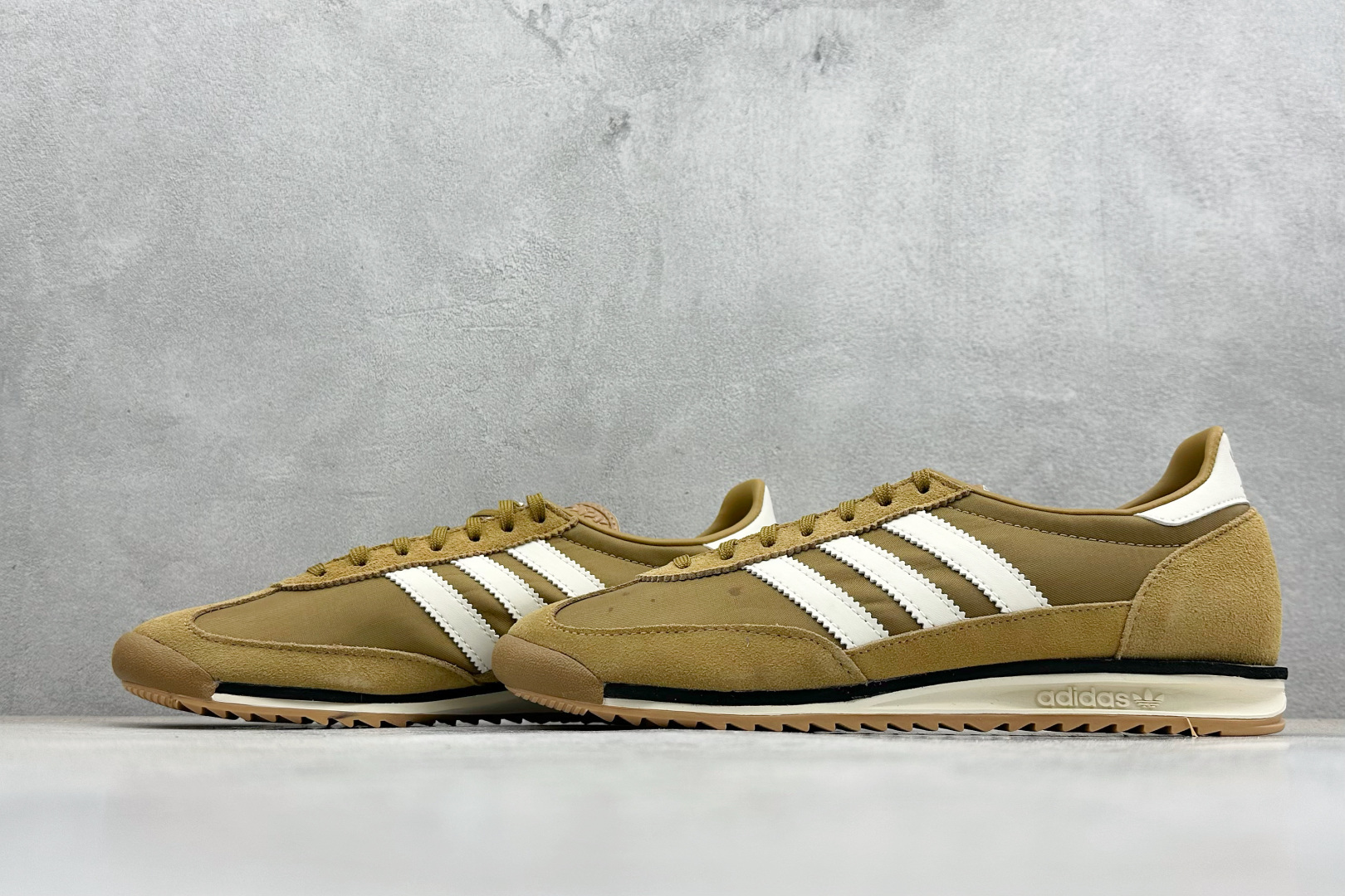 ML版AD Originals SL 72 RS 休闲防滑耐磨低帮板鞋 JH8656