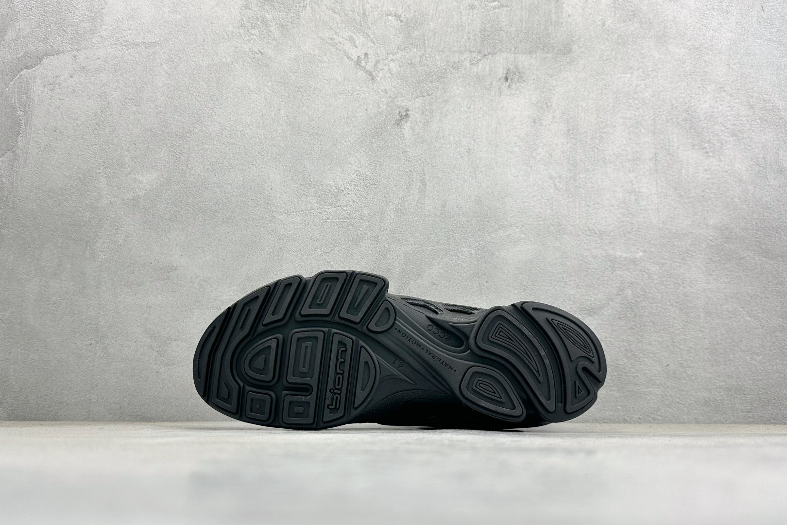 2025Ss秋冬新款天猫同款Ecco/爱步 15周年高帮经典BIOM 800474-51052