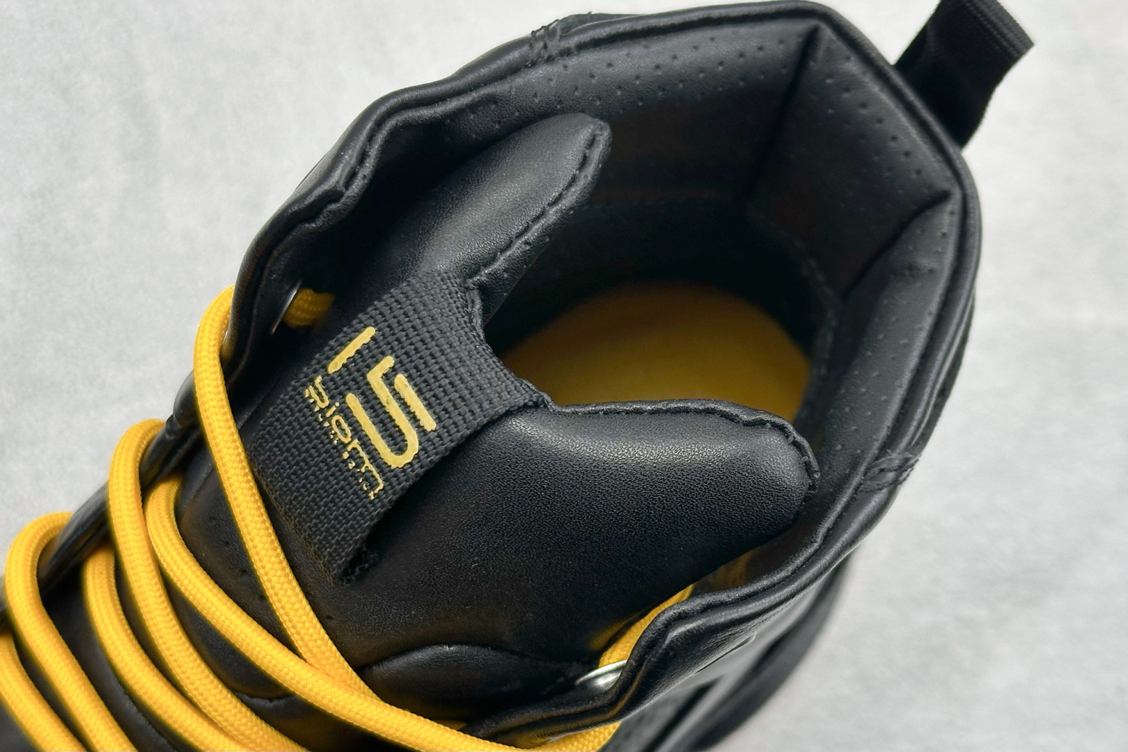 2025Ss秋冬新款天猫同款Ecco/爱步 15周年高帮经典BIOM 800344-61092