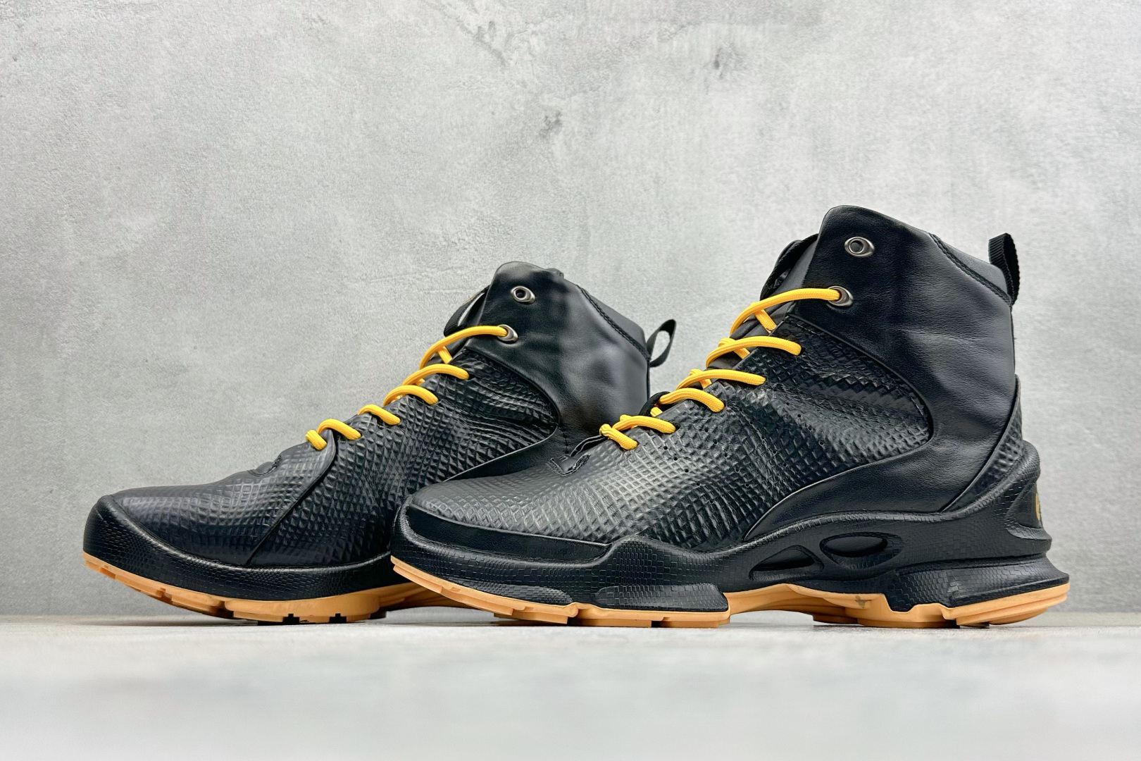 2025Ss秋冬新款天猫同款Ecco/爱步 15周年高帮经典BIOM 800344-61092