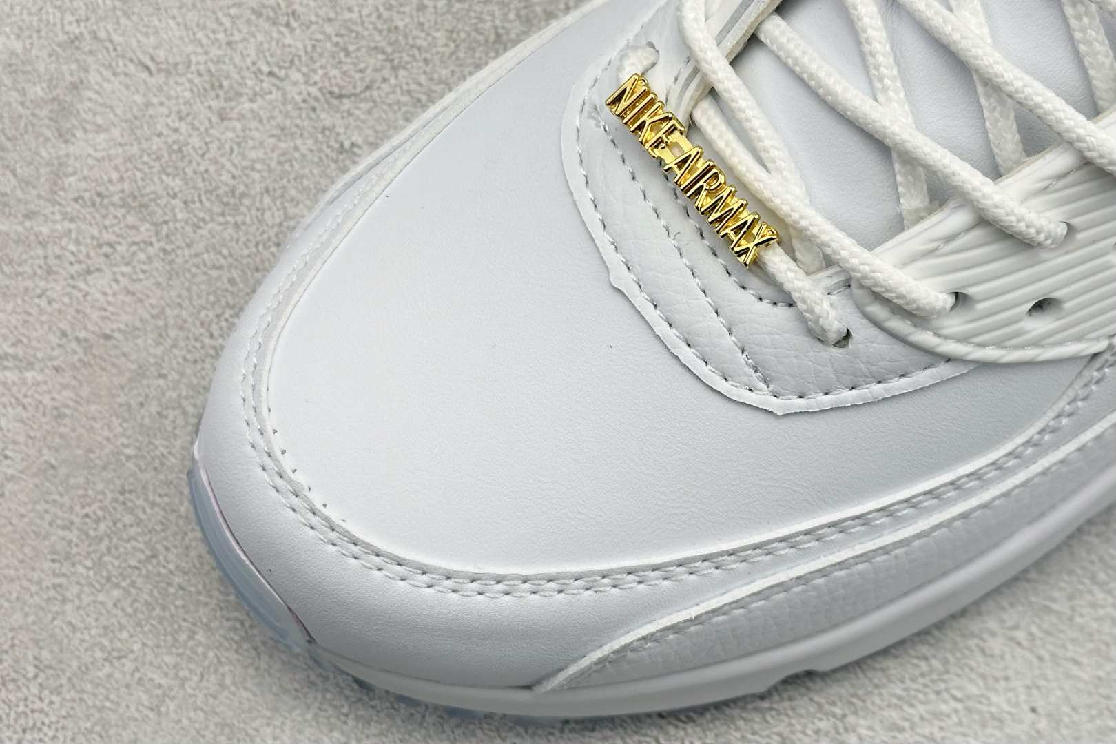 Nike Air Max 90 耐克皮面复古气垫跑鞋 CW4070-100