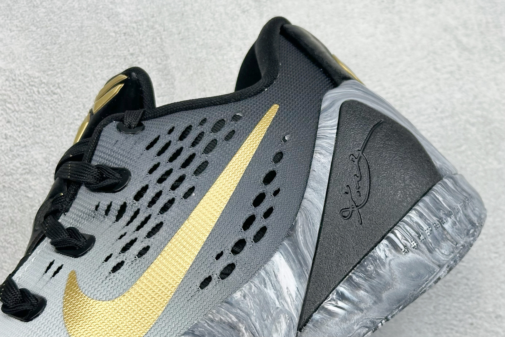 灭世Nike Kobe 9 Stitches Low 科比9代 实战篮球鞋 FZ7333-002