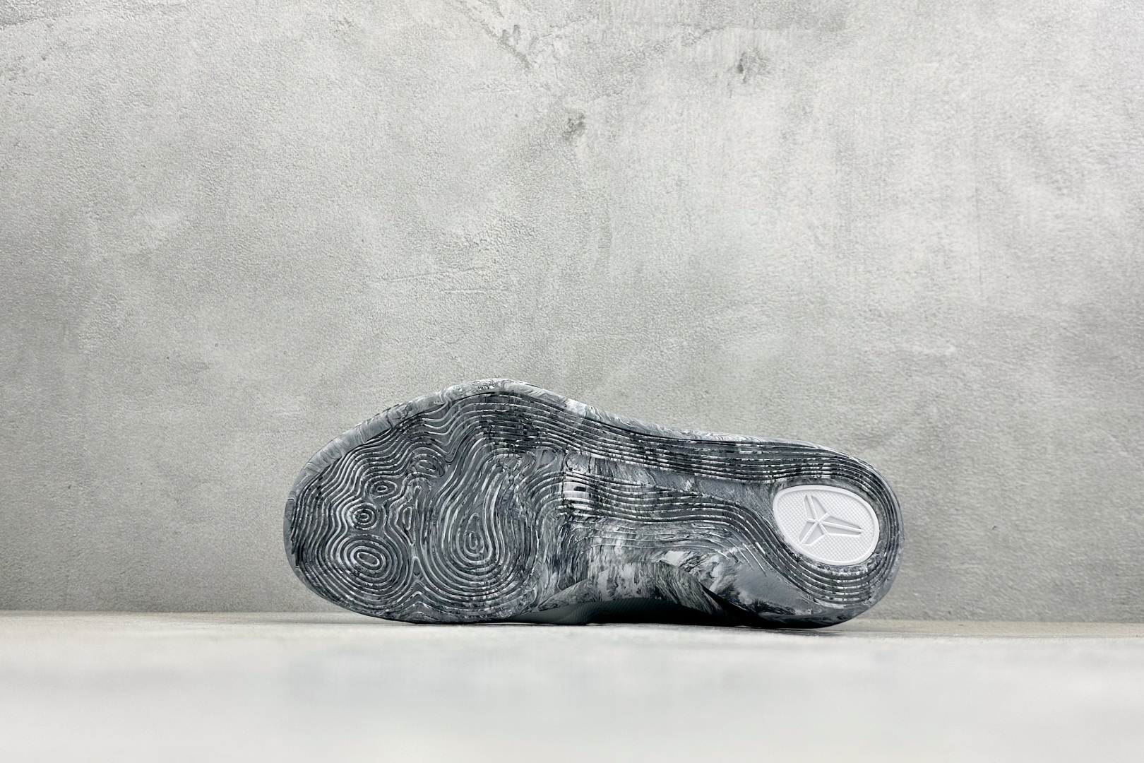 灭世Nike Kobe 9 Stitches Low 科比9代 实战篮球鞋 FZ7333-002