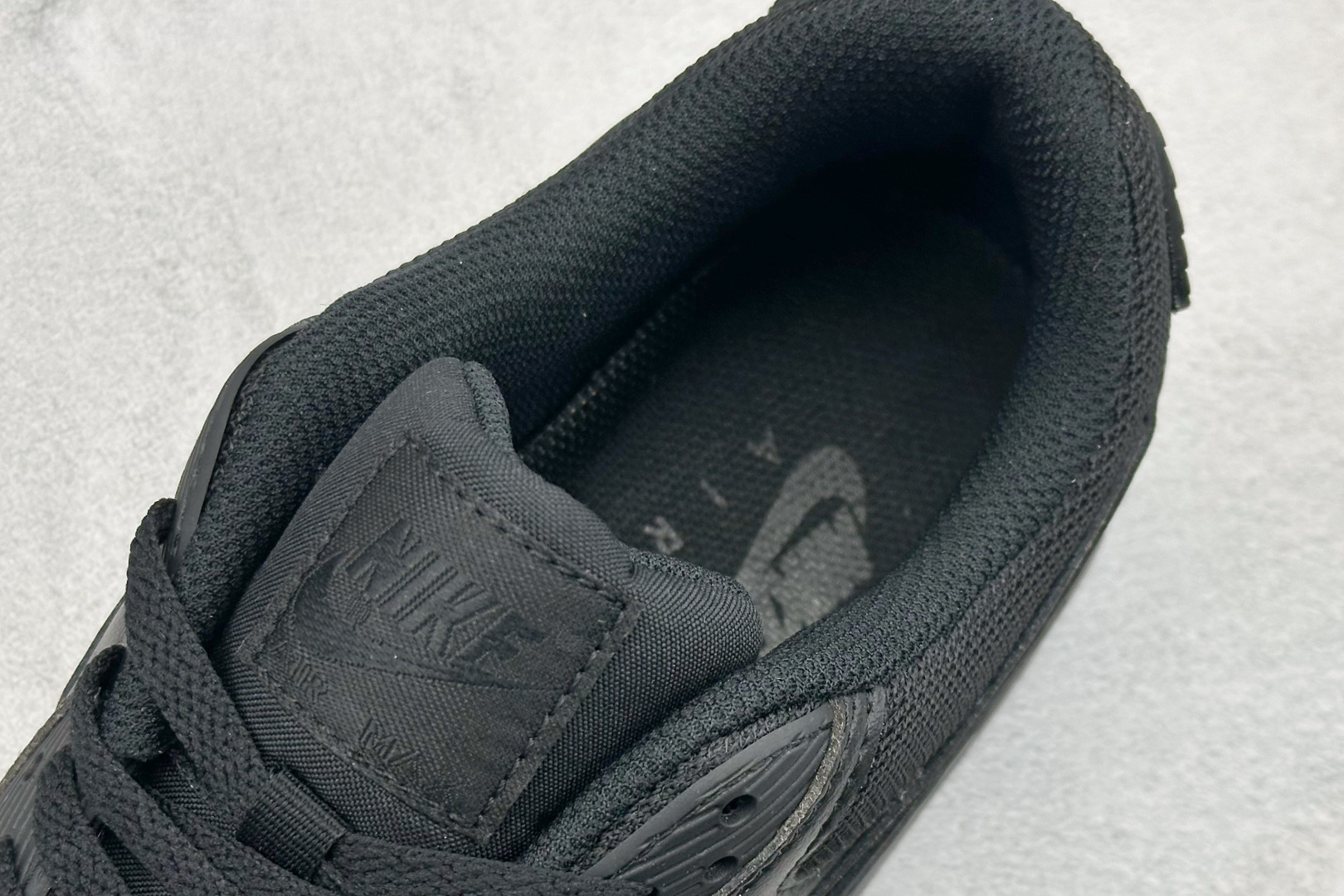 NIke Air Max 90小气垫运动鞋 CN8490-003