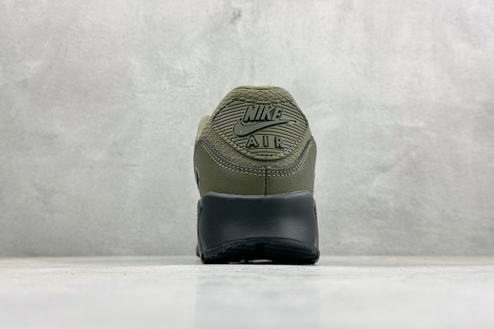 NIke Air Max 90小气垫运动鞋 HQ3828-200