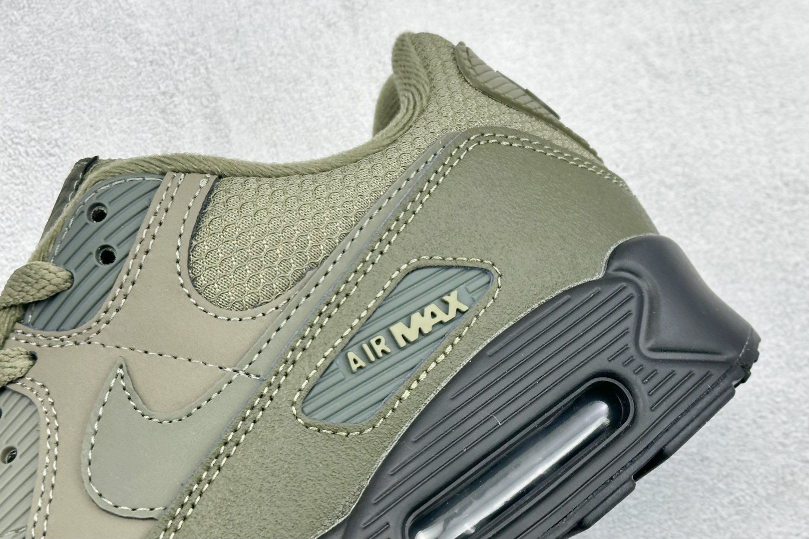 NIke Air Max 90小气垫运动鞋 HQ3828-200