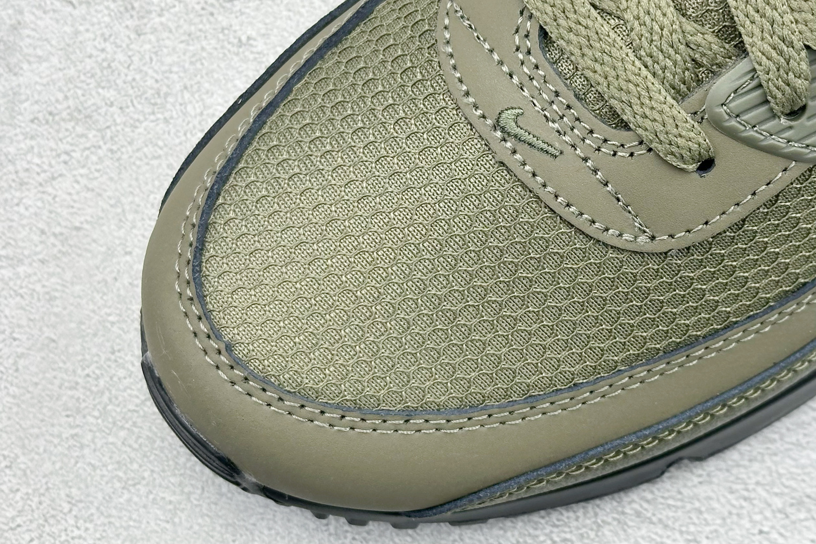 NIke Air Max 90小气垫运动鞋 HQ3828-200