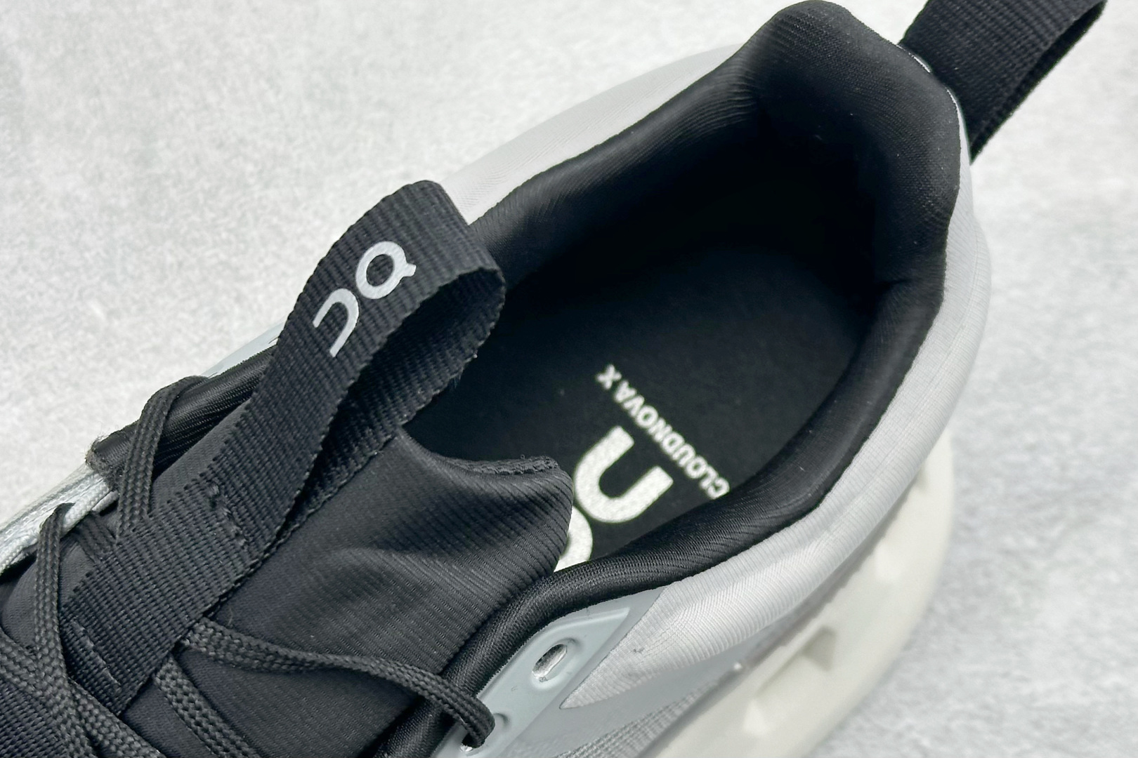 XD版 Cloudzone X 昂跑舒适百搭防滑耐磨 低帮休闲跑步鞋 3ME30413007-莆田鞋,莆田鞋货源,高仿鞋,高仿鞋货源,安福档口,莆田高仿鞋,莆田鞋批发,高仿鞋批发,莆田高仿运动鞋,高仿运动鞋,莆田运动鞋 XD版 Cloudzone X 昂跑舒适百搭防滑耐磨 低帮休闲跑步鞋 3ME30413007