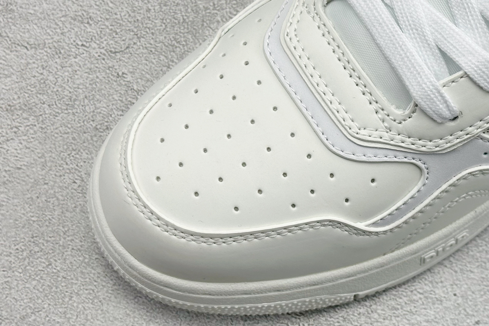 YH版迪奥经典B27运动鞋皮面高品质