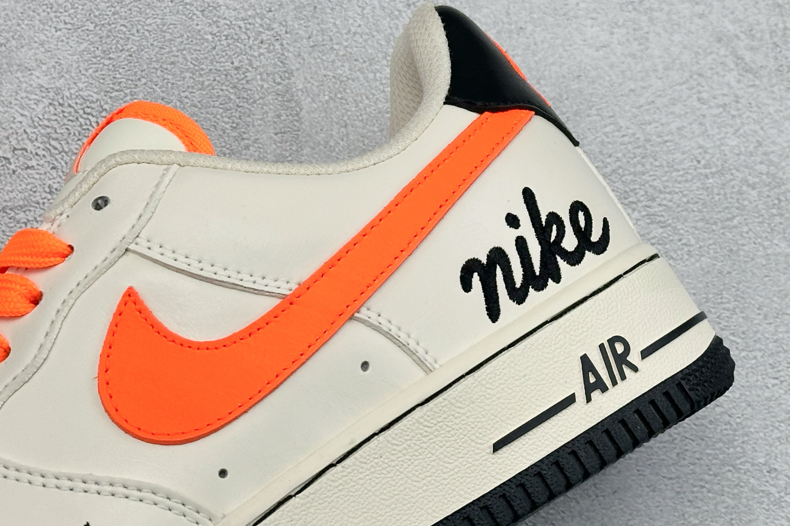 SC版Nike Air Force 1'07 Low 米白艳橙 空军低帮休闲板鞋 NH0601-582