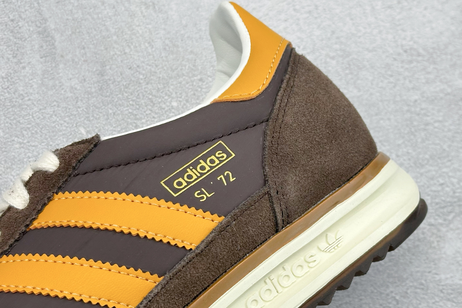 ML版AD Originals SL 72 RS 休闲防滑耐磨低帮板鞋 JI2490