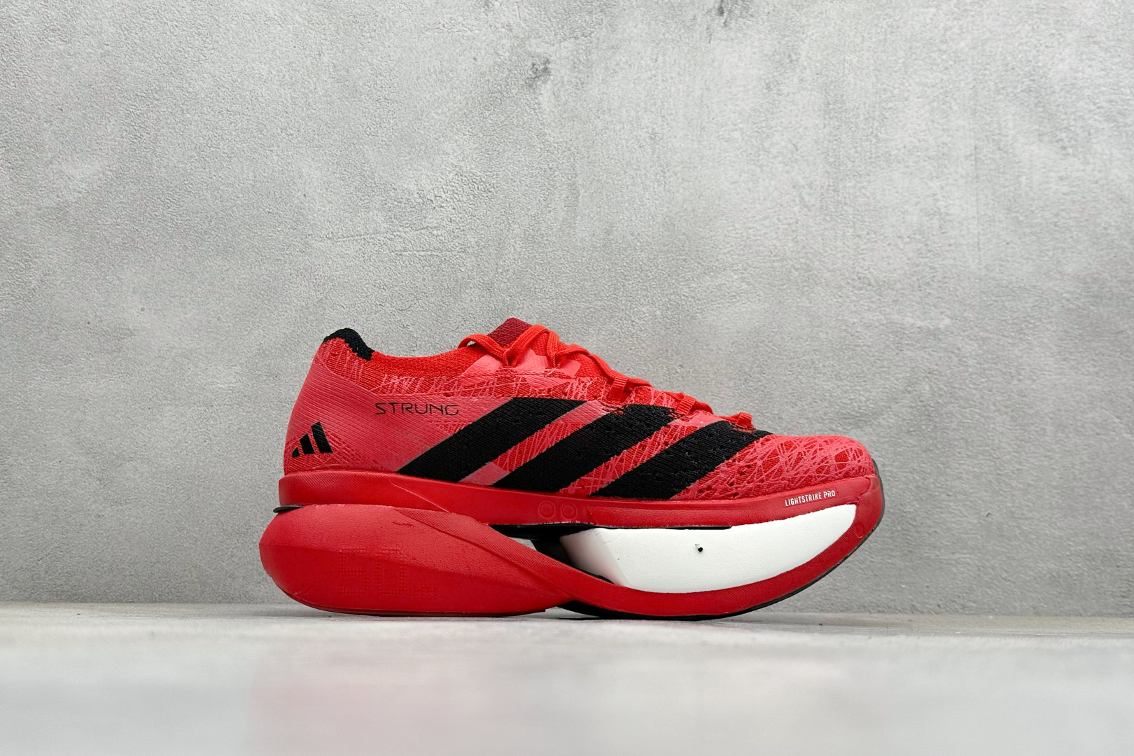 AdidAdizero Prime STRUNG 阿迪防滑耐磨舒适跑步鞋 JQ0617