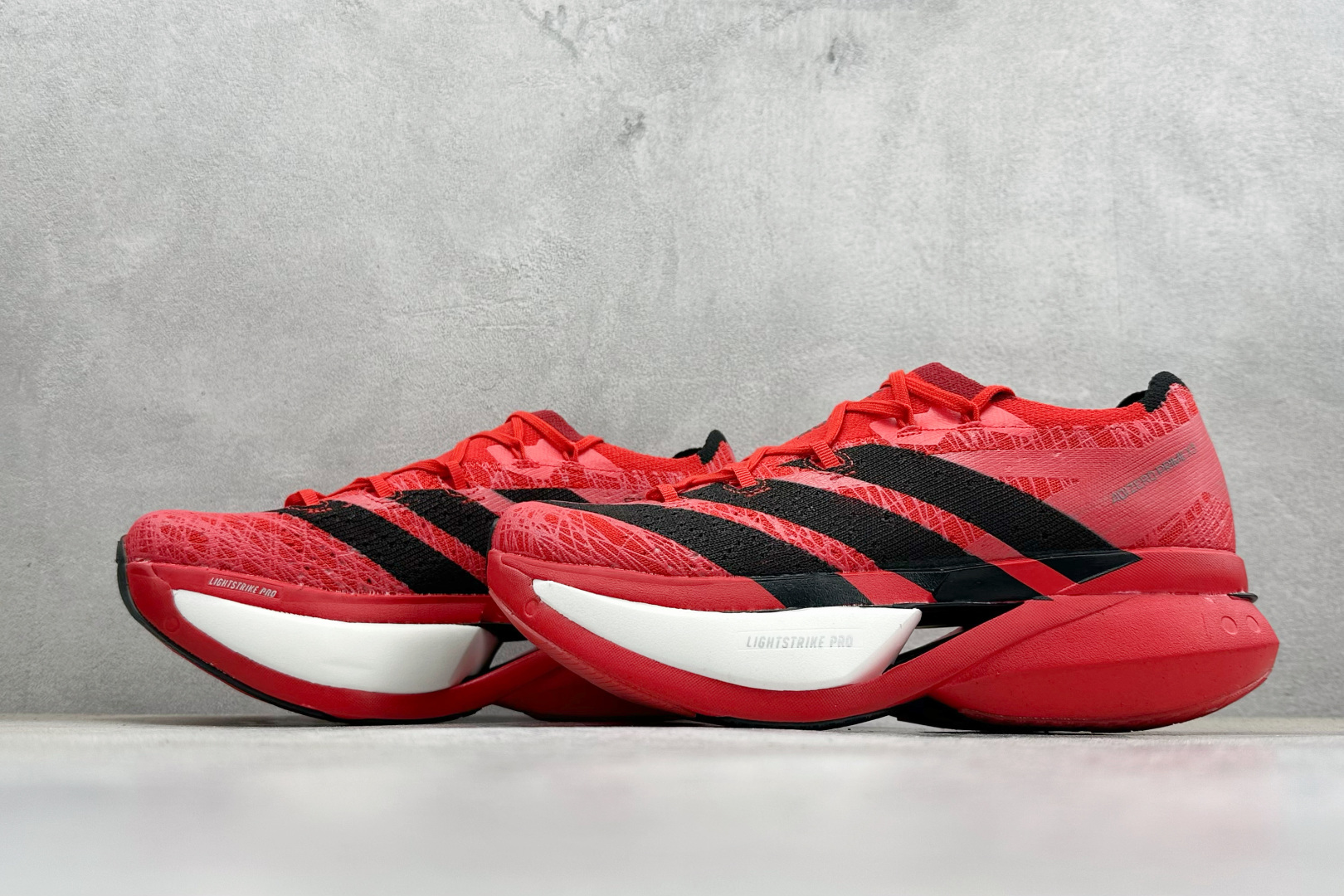 AdidAdizero Prime STRUNG 阿迪防滑耐磨舒适跑步鞋 JQ0617