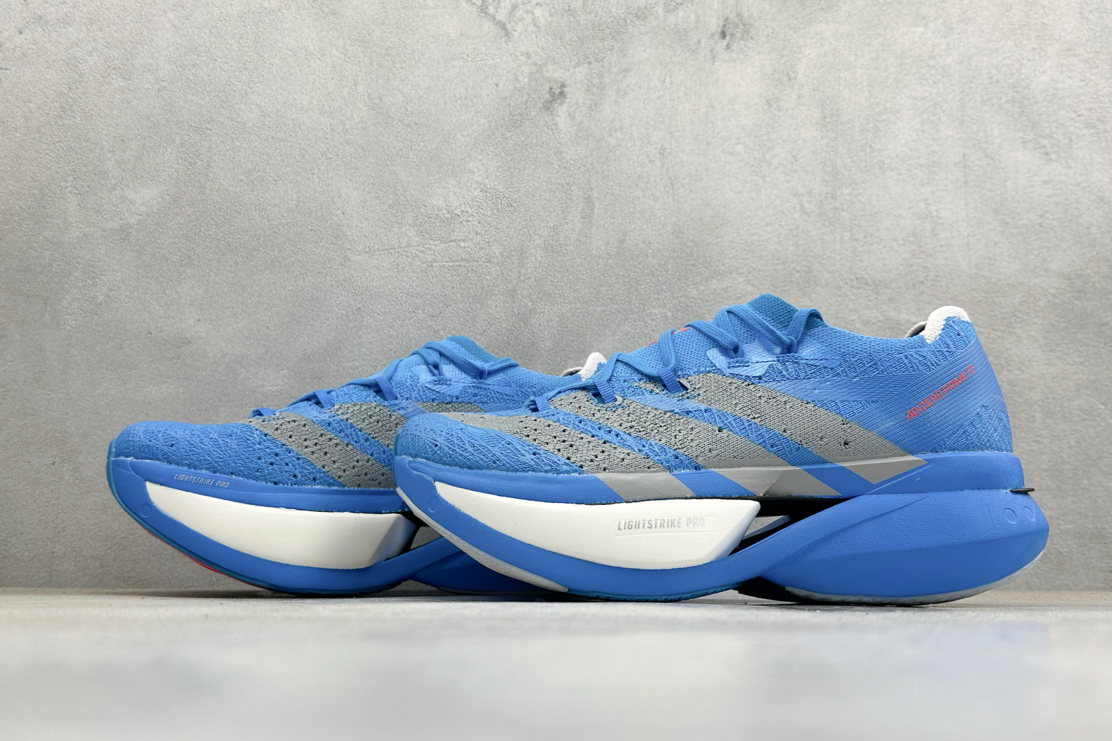 AdidAdizero Prime STRUNG 阿迪防滑耐磨舒适跑步鞋 JQ0615