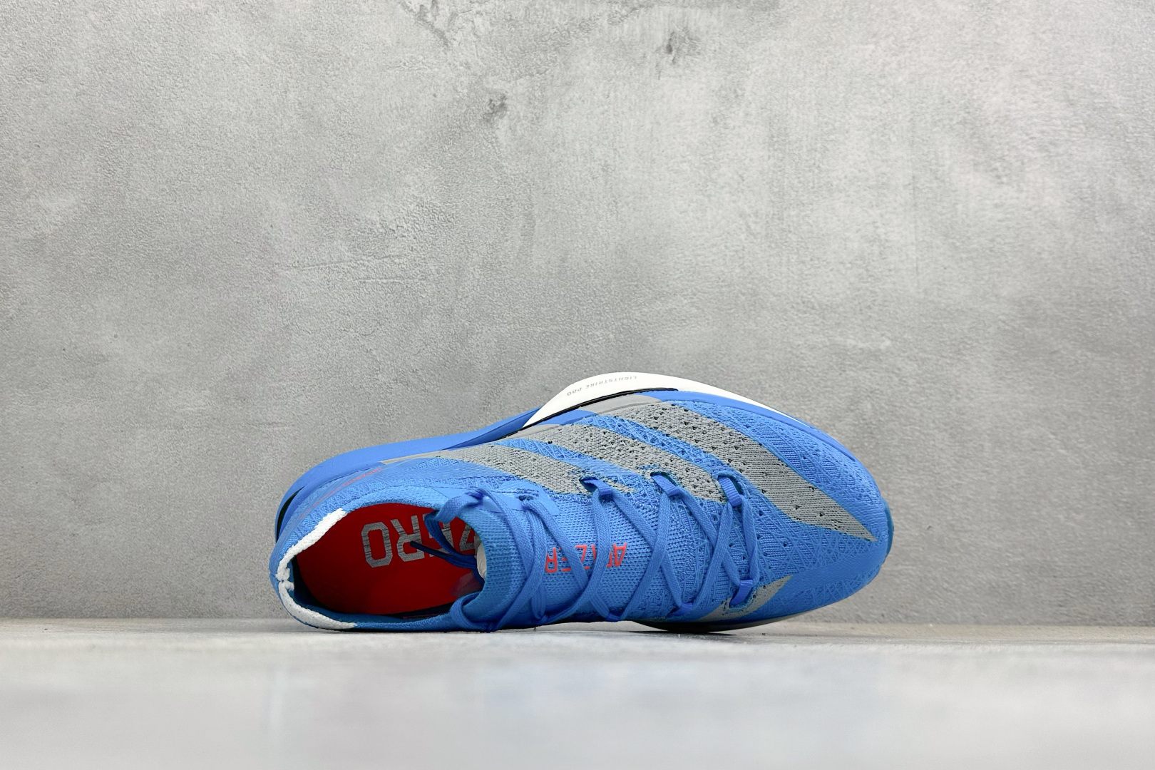 AdidAdizero Prime STRUNG 阿迪防滑耐磨舒适跑步鞋 JQ0615