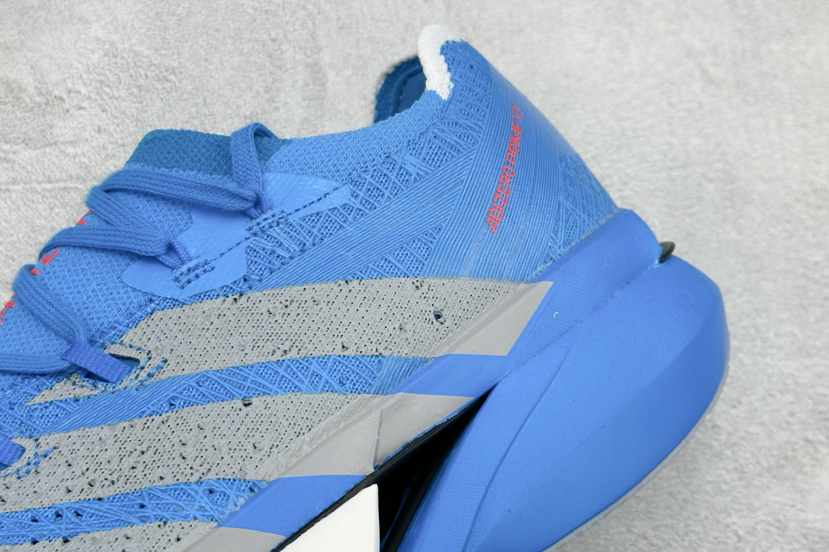 AdidAdizero Prime STRUNG 阿迪防滑耐磨舒适跑步鞋 JQ0615