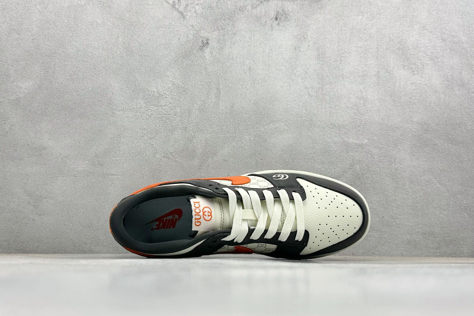 Nike SB Dunk Low“GUCCI联名——白灰桔” 高端定制 低帮休闲板鞋 YF9511-923
