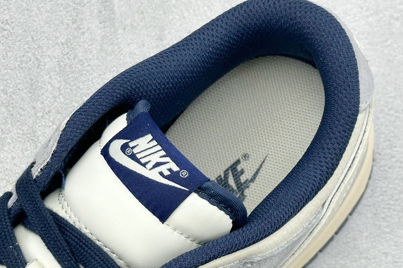 Nike SB Dunk Low“ 迪奥联名—雾霾蓝” 周年高端定制 低帮休闲板鞋 DN3168-014