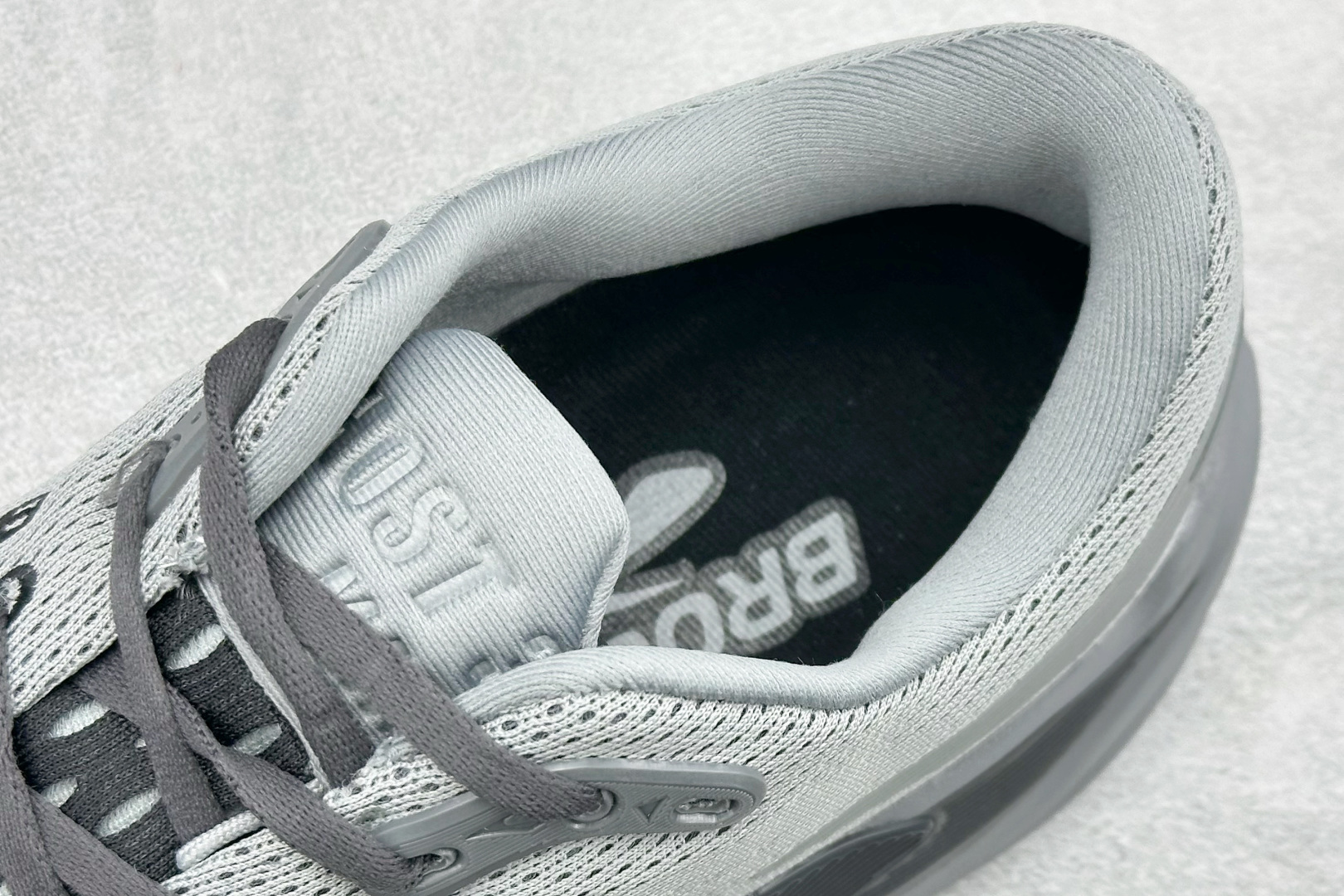 Z版Brooks布鲁克斯 GhoMax 3 网面耐磨透气休闲跑步鞋 110464-1D-069