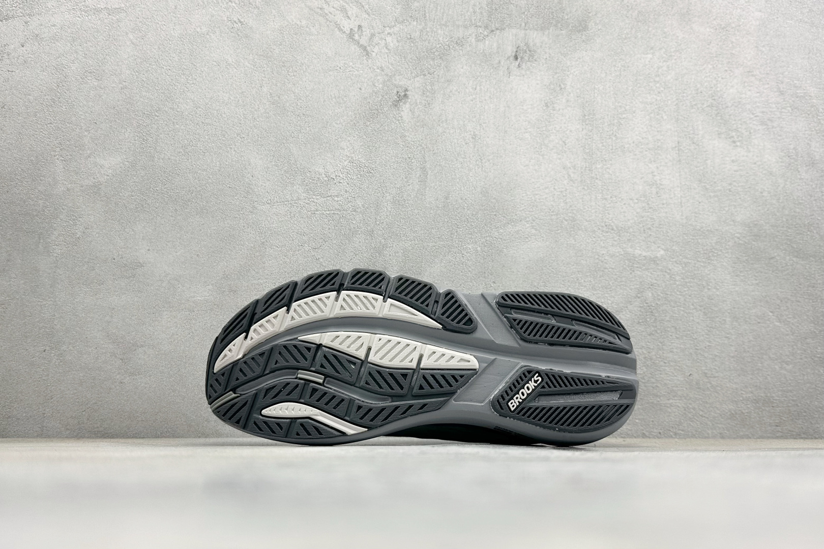 Z版Brooks布鲁克斯 GhoMax 3 网面耐磨透气休闲跑步鞋 110464-1D-069