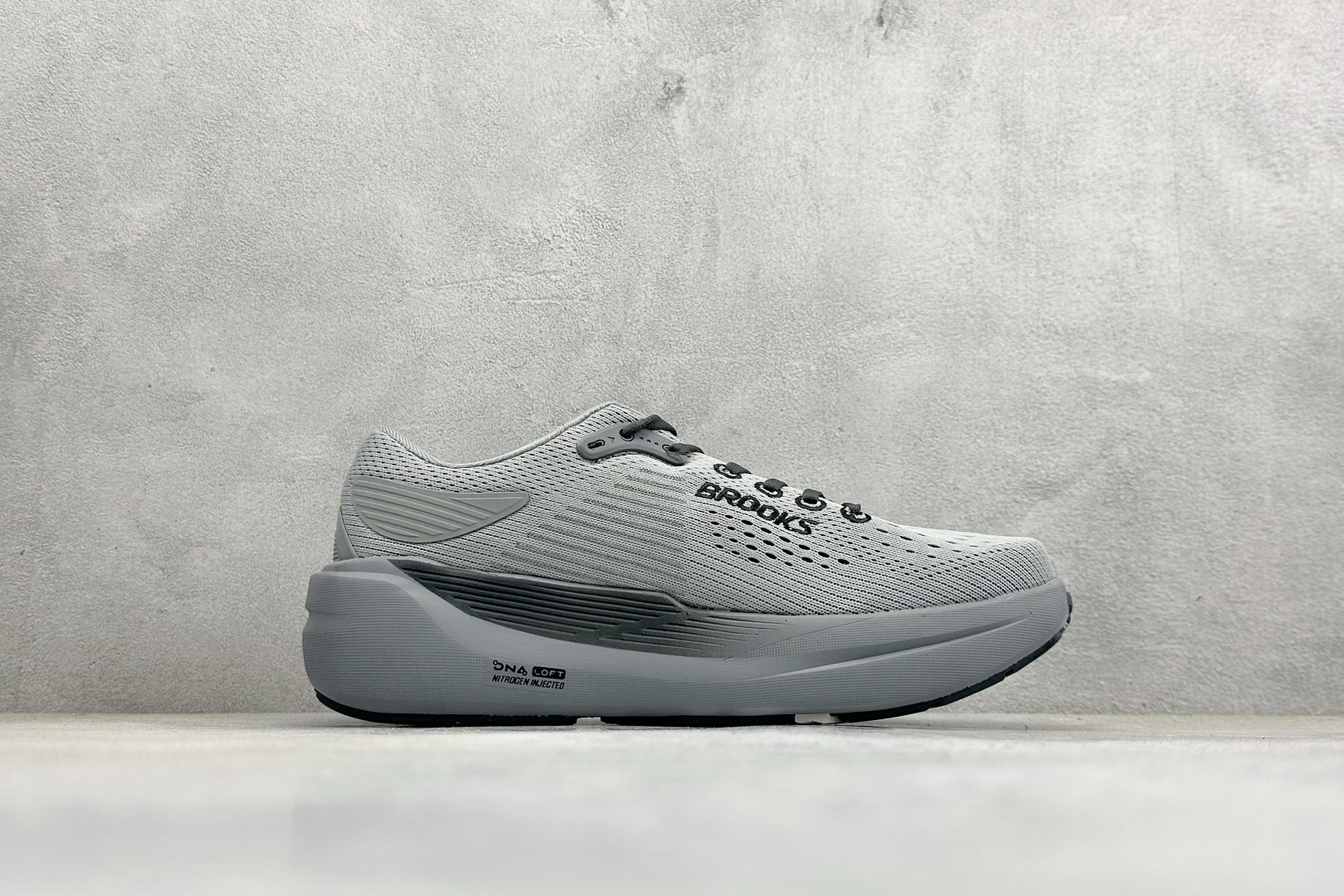 Z版Brooks布鲁克斯 GhoMax 3 网面耐磨透气休闲跑步鞋 110464-1D-069