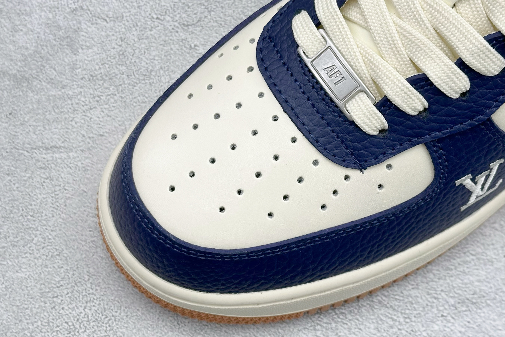 SC版NIke Air Force 1 '07 Low “LV联名--暮蓝杏棕” 空军一号低帮 运动鞋 NH0601-585