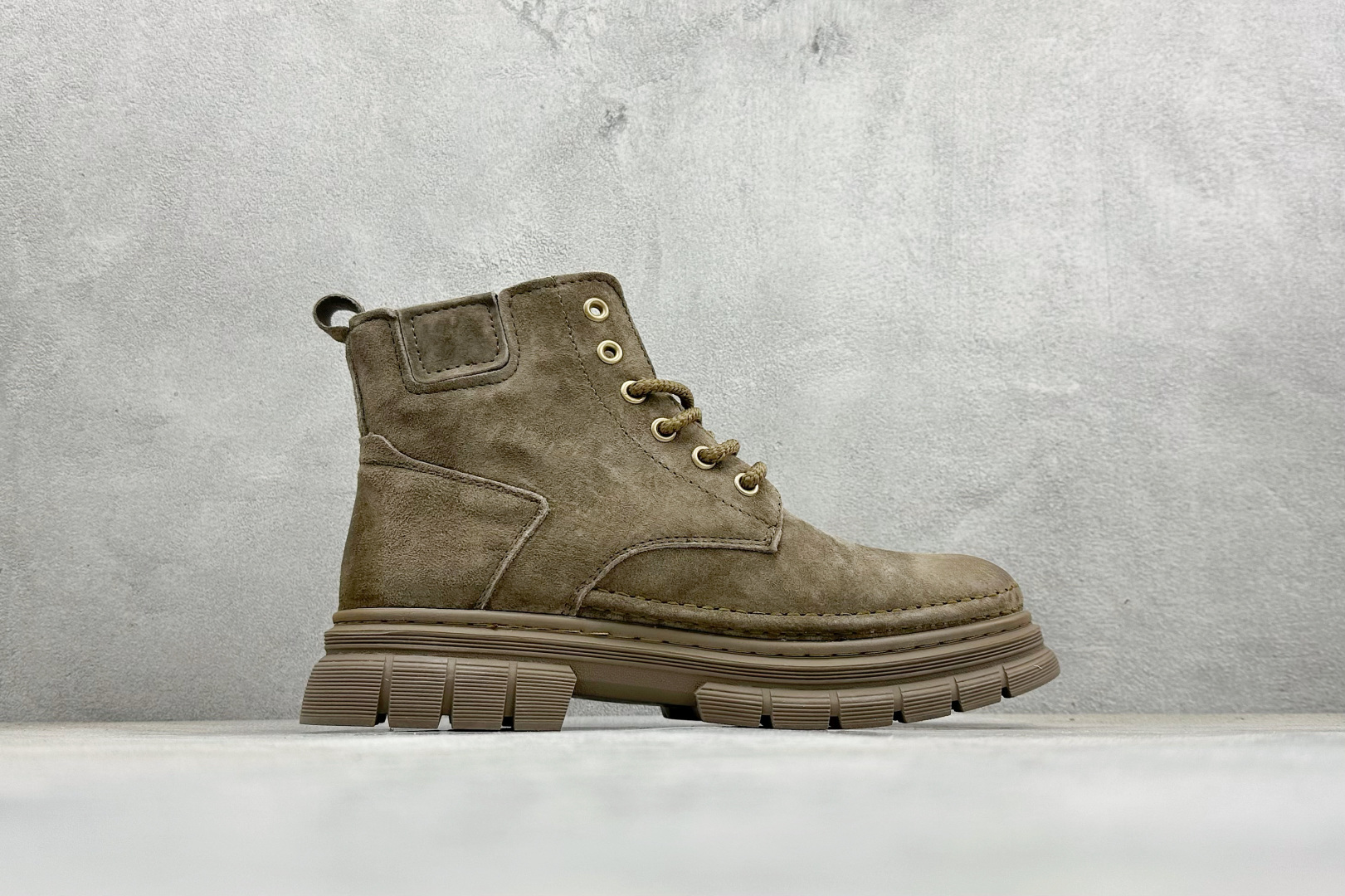 Timberland 添柏岚/天伯伦 秋冬新款 户外时尚休闲大黄靴 TB99879