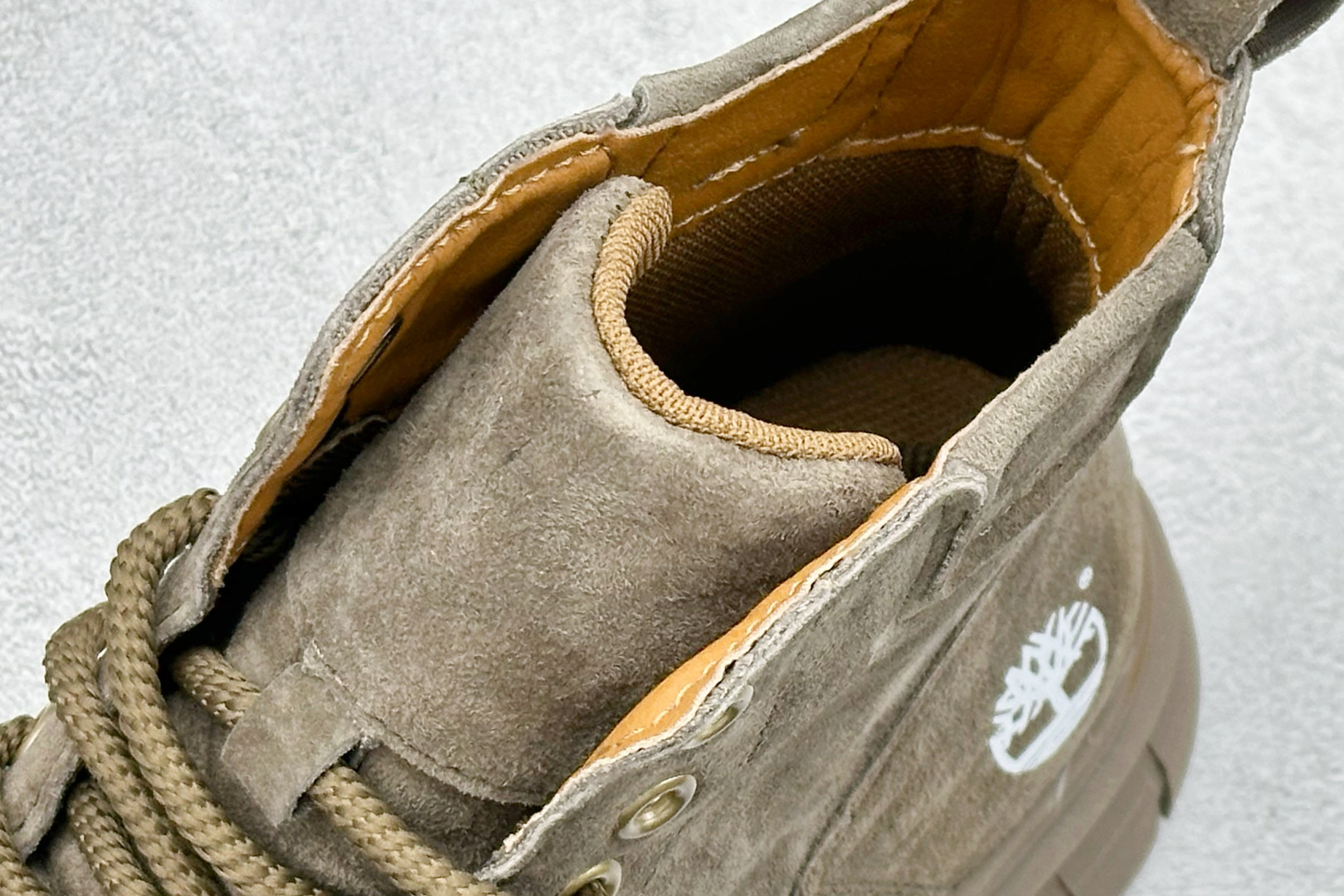 Timberland 添柏岚/天伯伦 秋冬新款 户外时尚休闲大黄靴 TB99879