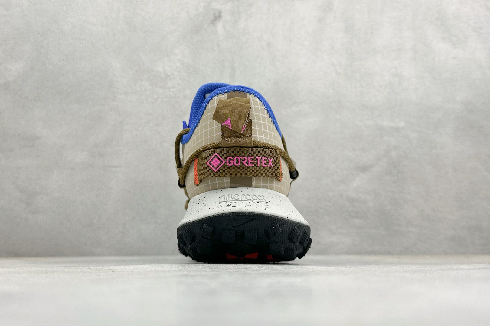 Nike ACG Mountain Fly Low GTX SE 减震防滑耐磨防水 低帮帮户外功能鞋 IM6672-262