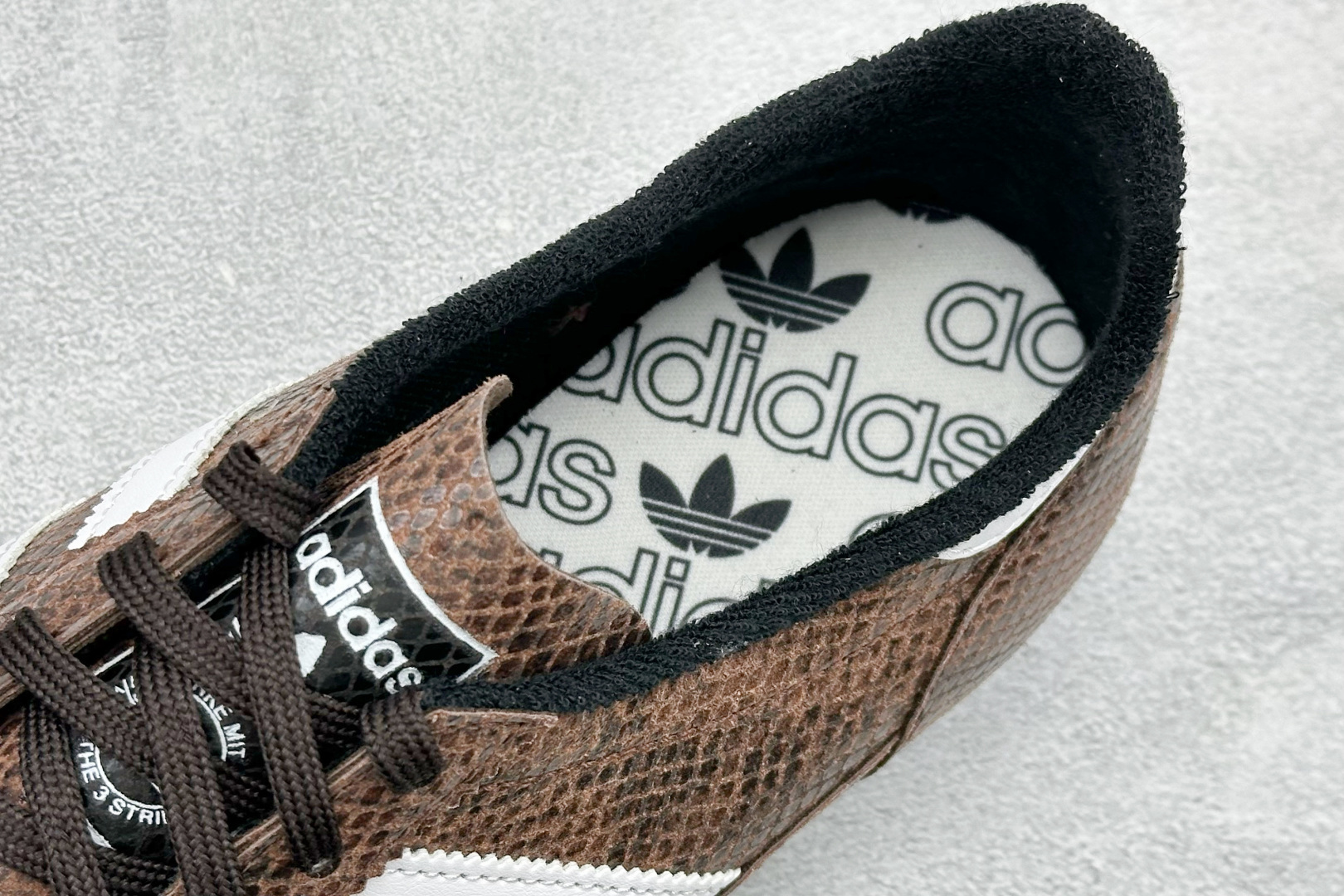 ML版AD Originals SL 72 RS 休闲防滑耐磨低帮板鞋 JS3981