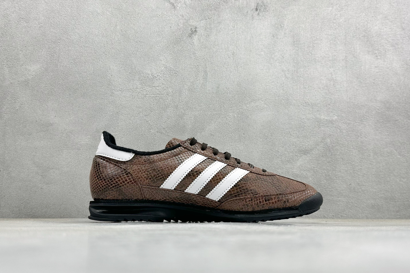 ML版AD Originals SL 72 RS 休闲防滑耐磨低帮板鞋 JS3981