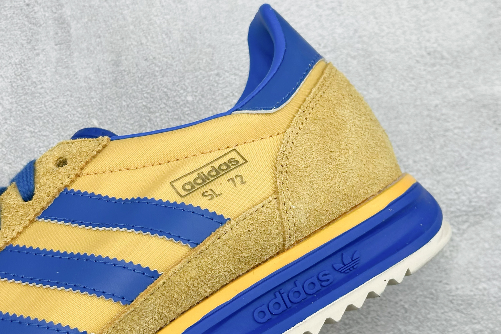 ML版AD Originals SL 72 RS 休闲防滑耐磨低帮板鞋 IE6526