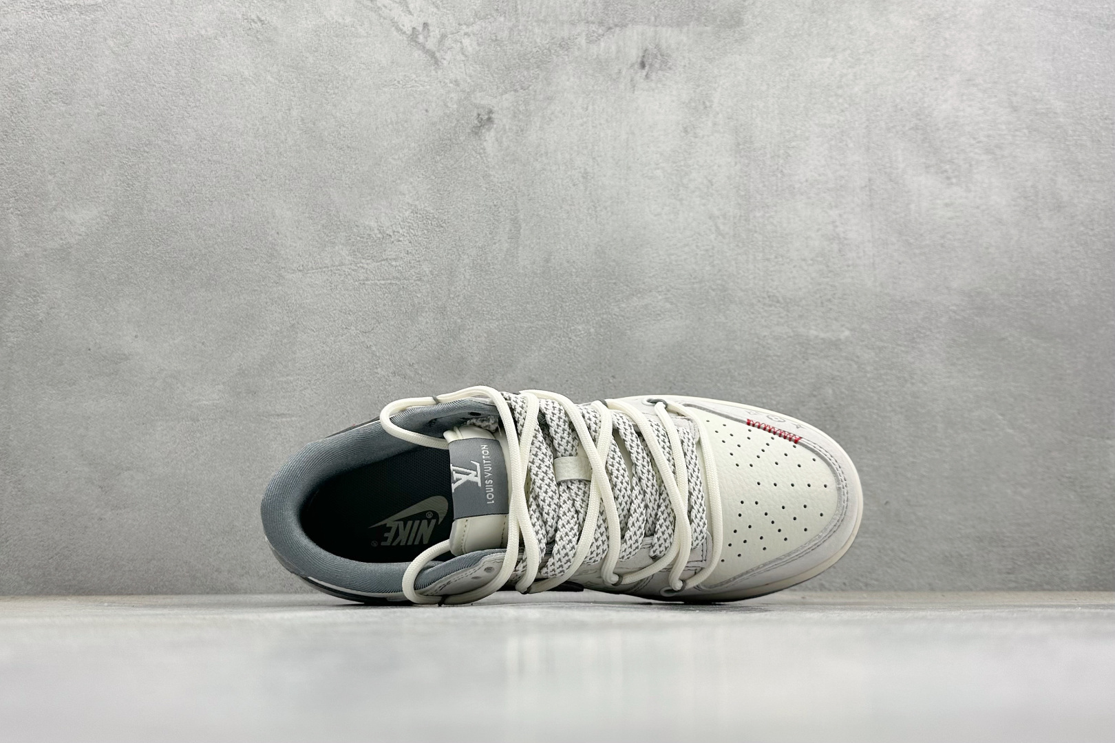 XC版Nike SB Dunk Low LV联名款 绑带 高端定制 低帮休闲板鞋 CX5050-Y35