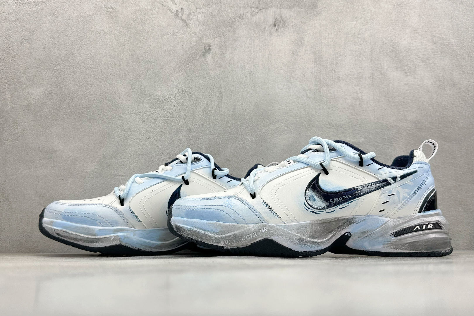 NK Air Monarch IV M2K 涂鸦复古潮流运动舒适老爹鞋 415445-102